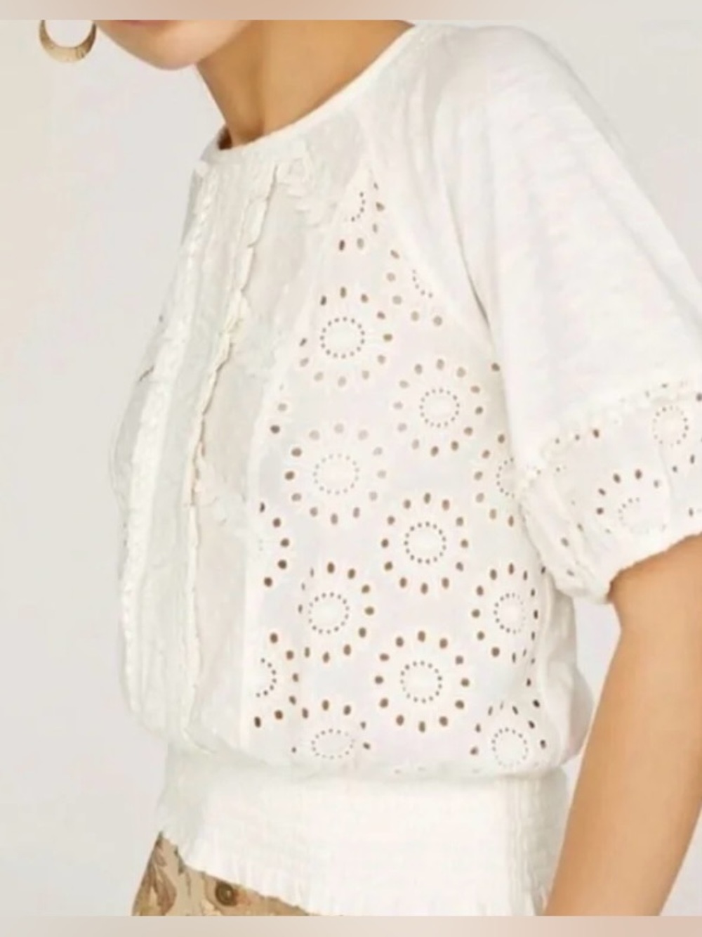 Porridge by Anthropologie White Eyelet Cut Out Back Detail Cotton Blouse -Size M - Picture 2 of 7